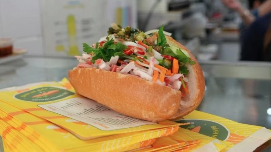 Vietnamese bread named among Australia's top lunch picks by ABC News